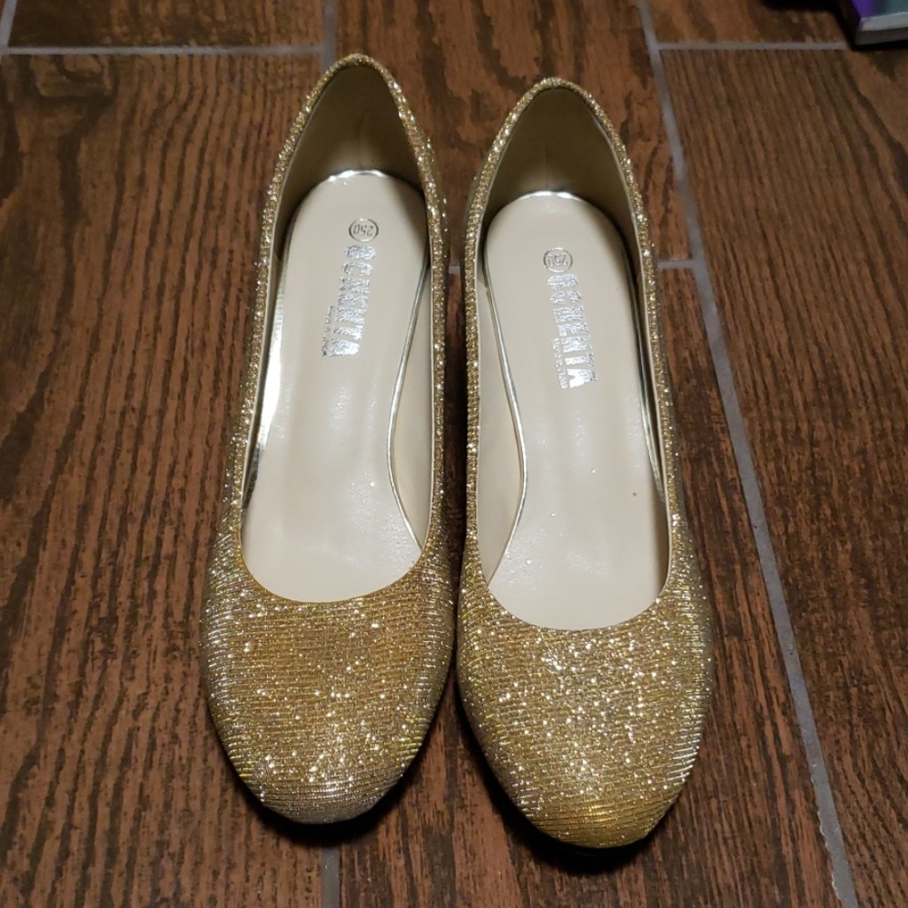 Gold sparkly heels